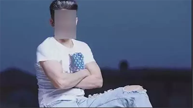 معاه هيروين في البيت.. كواليس القبض على ممثل معروف بالطالبية