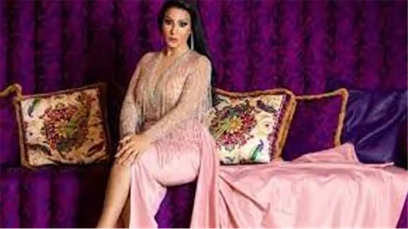 الحساب البنكي هو الأساس..سمية الخشاب تثير الجدل فما القصة؟