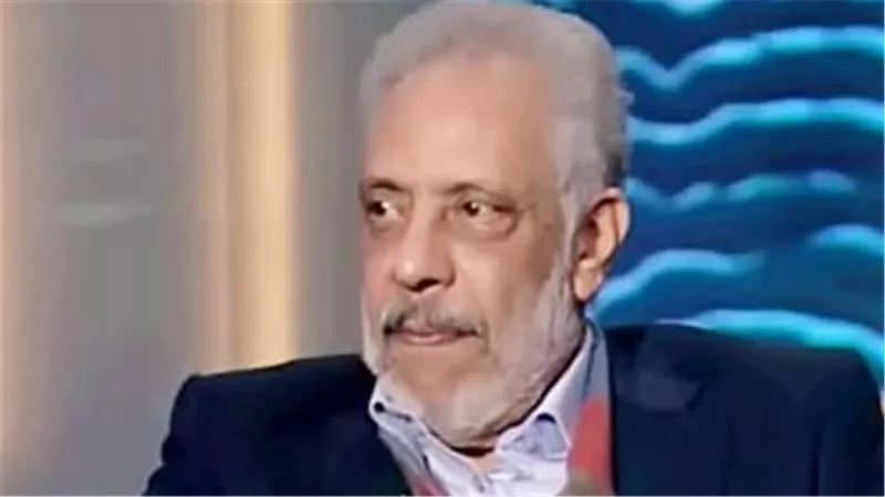 أصيب بمرض خطير ورسم خريطة لمقبرته.. تفاصيل جديدة عن وفاة نبيل الحلفاوي | فيديو 