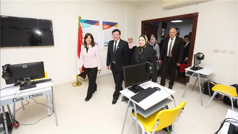 الجامعة المصرية الصينية تدشن أول معمل افتراضي للطب الصيني بمصر والشرق الأوسط