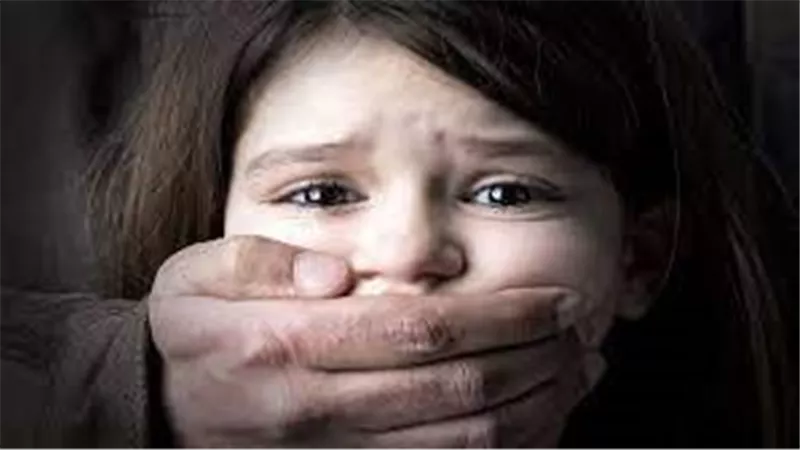 خلوا بالكم على ولادكم.. أمن الجيزة يكشف كواليس فيديو بولاق المثير للجدل