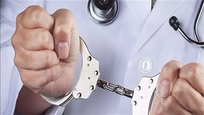 أجهض فتاة برضاها.. التفاصيل الكاملة للحكم على طبيب العمرانية