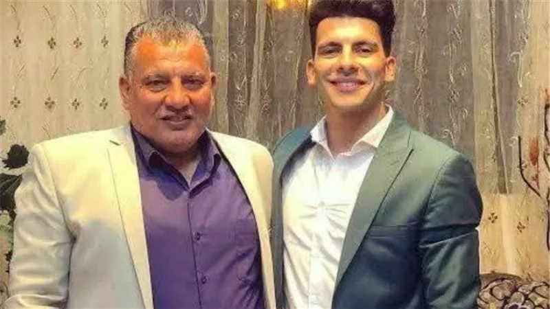  70 مليون جنيه سنويا.. ناقد رياضي يكشف عرض الزمالك لـ زيزو ورد فعل والده 