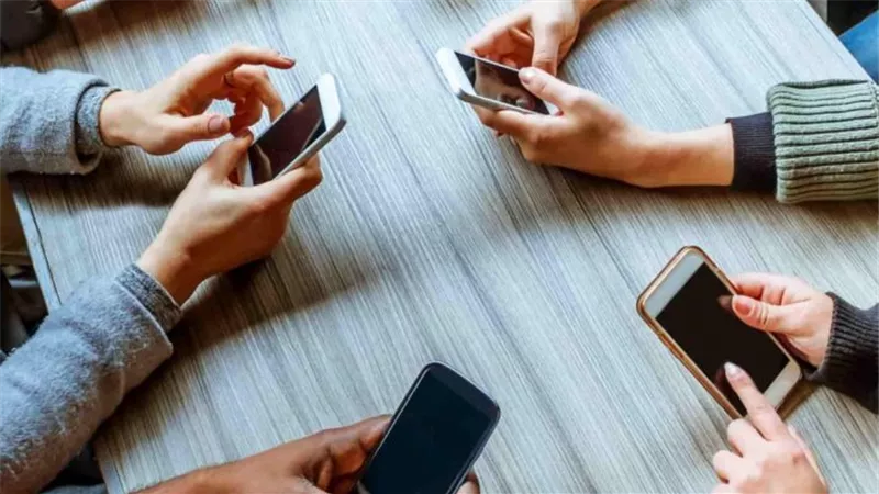 ماذا سيحدث؟.. تحرك جديد من تنظيم الاتصالات تجاه الهواتف المستوردة