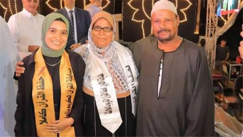 وداعًا رحيق السيد.. والدا فتاة الأزهر يرويان كواليس مصرعها في المنوفية