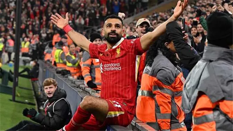 تقرير يكشف مفاجأة بشأن مستقبل محمد صلاح في ليفربول