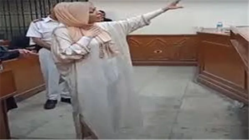 أنا مريم العذراء.. كيف أنهت مضيفة الطيران التونسية حياة ابنتها؟