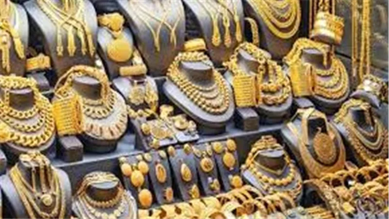 سعر الذهب اليوم السبت 28-12-2024 بعد الانخفاض
