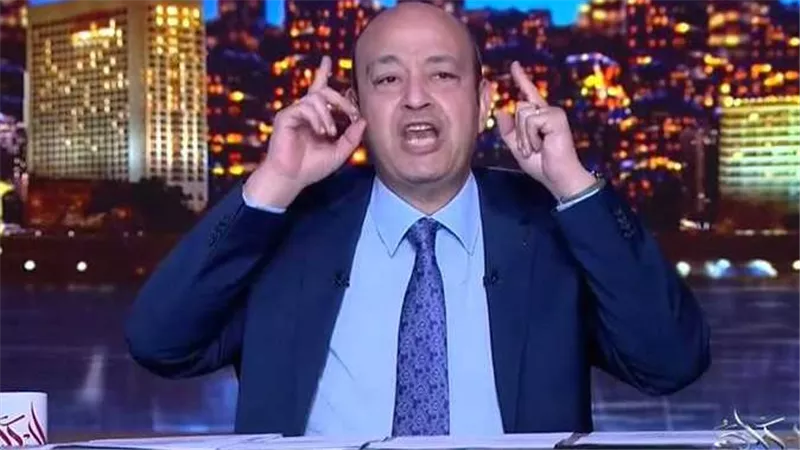 «رميت الورق في وشه».. عمرو أديب يكشف سبب طرده عبدالرحمن يوسف القرضاوي من الاستديو | فيديو
