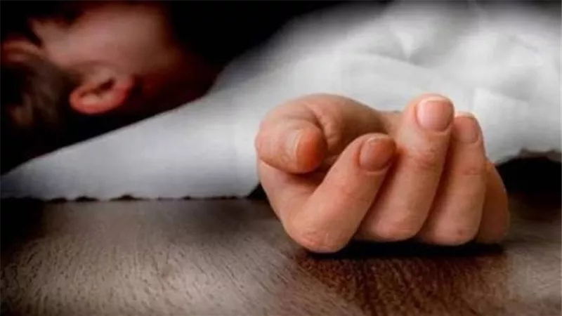 بتعملوا ايه؟.. شقيقتها كشفت علاقتها فأنهت حياته في السويس 