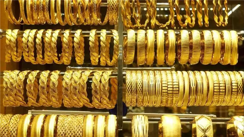 سعر الذهب اليوم الأربعاء 1-1-2025 مفاجأة جديدة