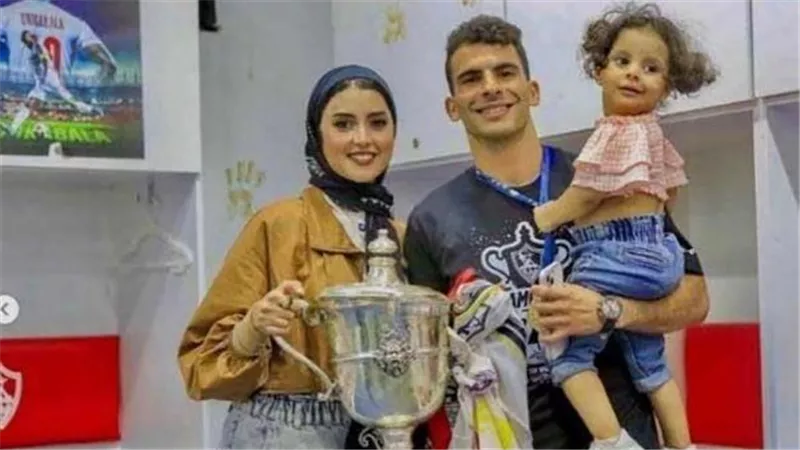 أجواء رومانسية.. كيف احتفل زيزو بعيد ميلاد زوجته؟ | شاهد 