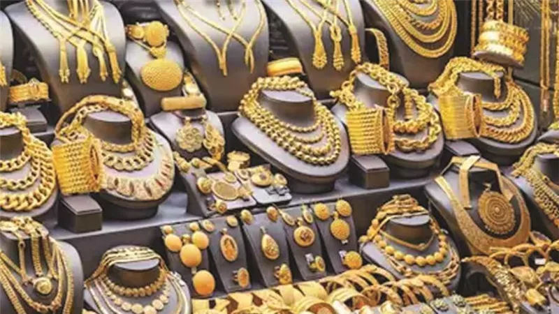 سعر الذهب اليوم الجمعة 3-1-2025 تحرك جديد