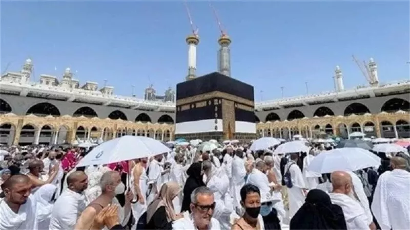 تصل لـ100 ألف جنيه.. أسعار عمرة النصف الثاني من رجب 2025 الاقتصادية والـ5 نجوم