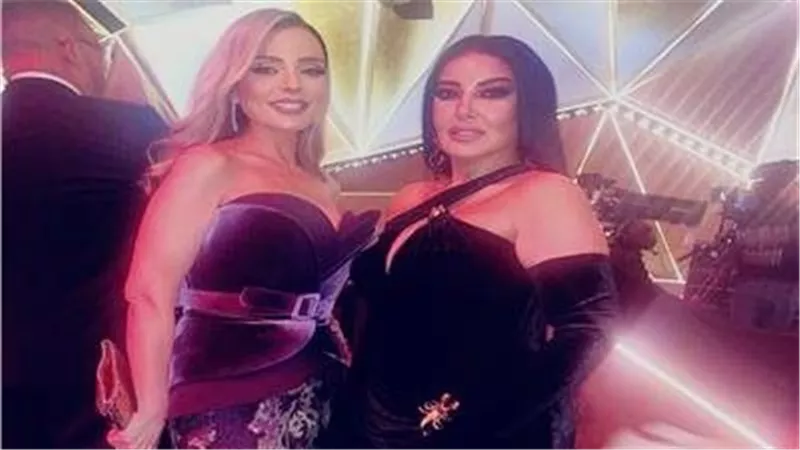 فساتين جريئة.. سمية الخشاب وريم البارودي معا بعد خلافهما لسنوات | شاهد