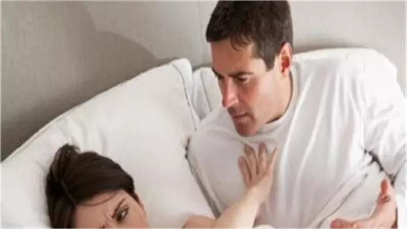 عضو بـ«العالمي للفتوى» تجيب.. ما حكم منع الزوجة نفسها عن زوجها لمساومته؟
