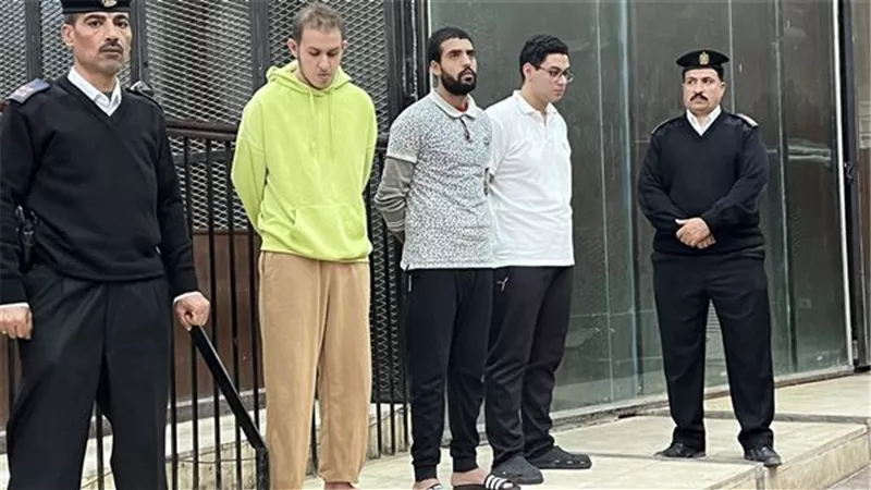 جريمة كمبوند زايد.. قرار عاجل من الجنايات في قضية مقتل ابن السفير السابق 