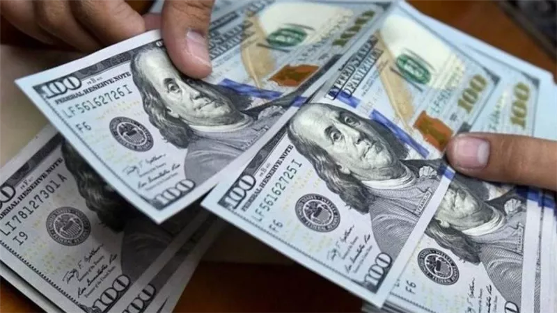 سعر الدولار اليوم الثلاثاء 4-2-2025 ارتفاع مفاجيء