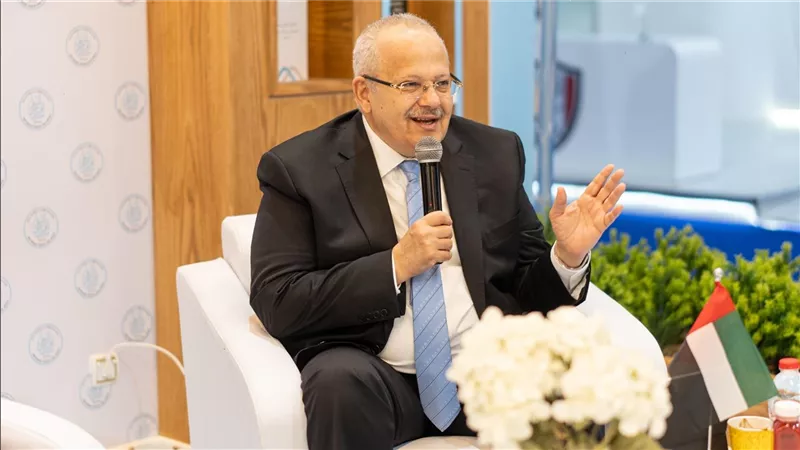 خلال محاضرته بمعرض الكتاب..الخشت يدعو إلى تحقيق السلام العالمي القائم على العدل
