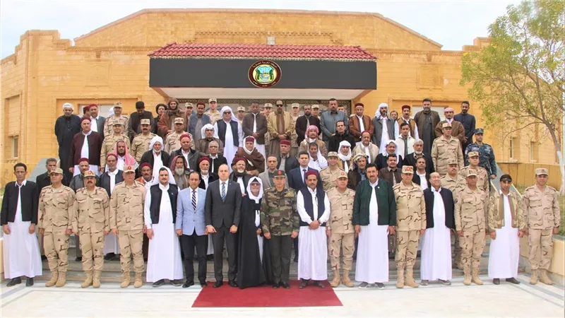 قيادة المنطقة الغربية العسكرية تستقبل عددًا من شيوخ وعواقل القبائل وممثلى المجتمع المدنى بمطروح