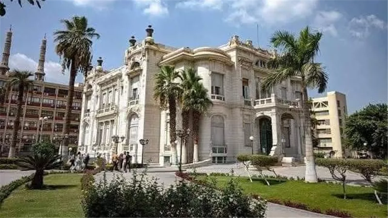 جامعة عين شمس تستعد لاستقبال أكثر من 200 الف طالب خلال الفصل الدراسي الثاني 
