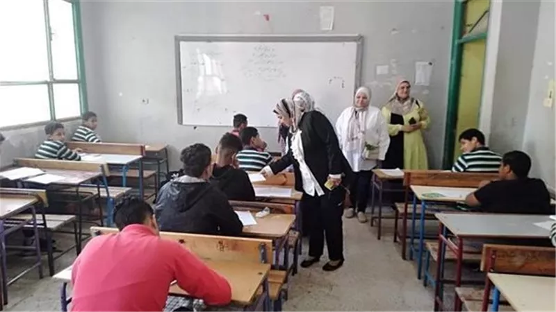 التعليم تحسم الجدل.. حقيقة إلغاء نظام التقييمات الأسبوعية الترم الثاني