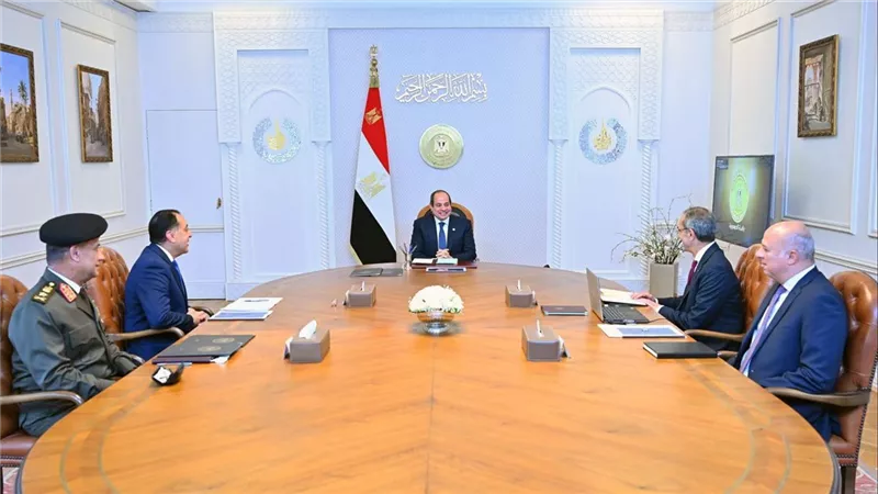 الرئيس السيسي يتابع تطورات مبادرة الرواد الرقميون ويوجه بتوسيع قاعدة المستفيدين منها