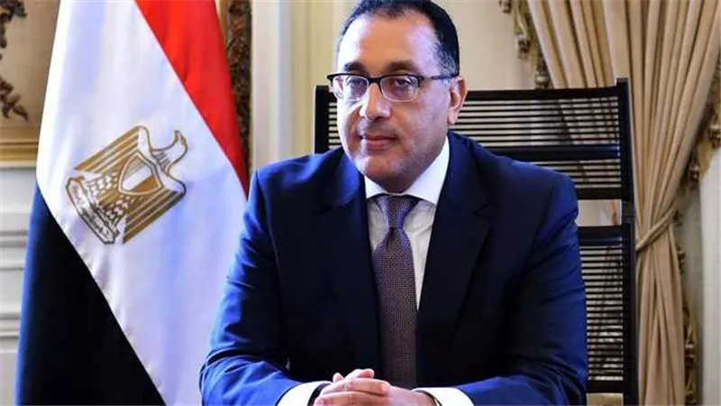 المرتبات تبدأ من 50 ألف جنيه شهريًا.. رئيس الوزراء يكشف عن فرص كبيرة للشباب | فيديو
