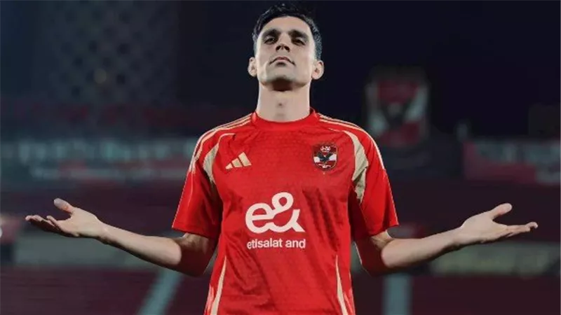 تحذير شديد للاعب.. تفاصيل رفض أولى طلبات أشرف بن شرقي في الأهلي