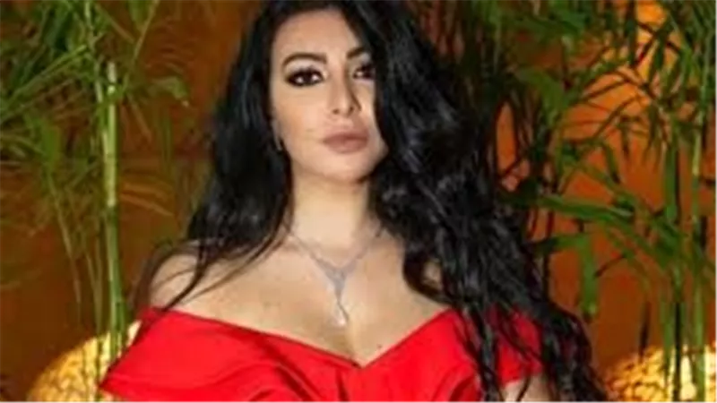  ميريهان حسين تثير ضجة بهذه الإطلالة | شاهد