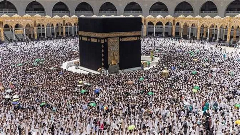 مستوى 5 نجوم.. أسعار عمرة شعبان 2025 والأوراق المطلوبة للتقديم 