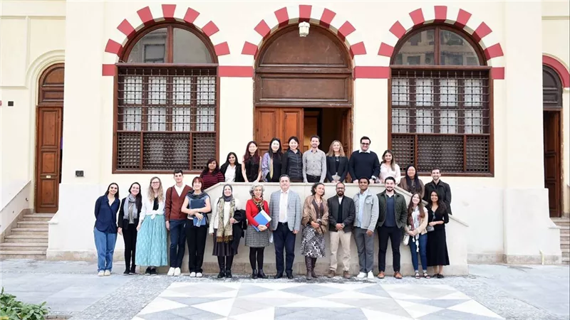 الجامعة الأمريكية بالقاهرة تستضيف طلاب جامعة كولومبيا في تجربة تعليمية عالمية