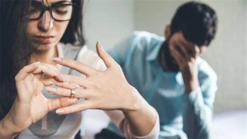  إيده خفيفة.. دعاء تطلب الطلاق في محكمة الأسرة بعد 7 سنوات زواج من حبيب العمر 