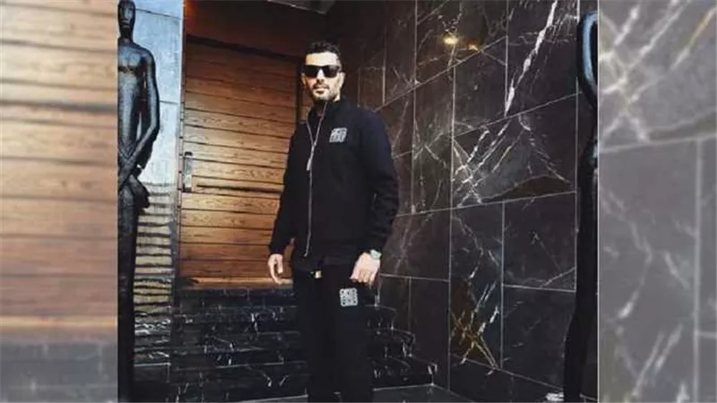 سب وقذف وضرب مدير مركز سيارات..القصة الكاملة للحكم بحبس المخرج محمد سامي 