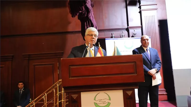 وزير التعليم العالي يشهد تكريم أوائل شهادات الثانوية العامة والأزهرية بأكاديمية الشروق