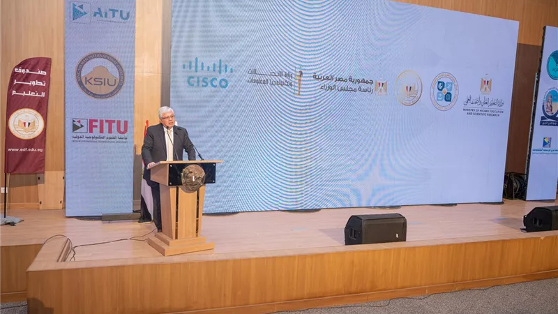 بالصور.. وزير التعليم العالي يشهد إطلاق مراكز مهارات القرن الـ21 وتكريم الموهوبين في التكنولوجيا
