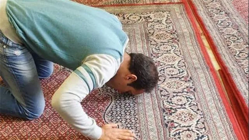متى يجوز قصر الصلاة وجمعها؟.. أمين الفتوى يجيب | فيديو