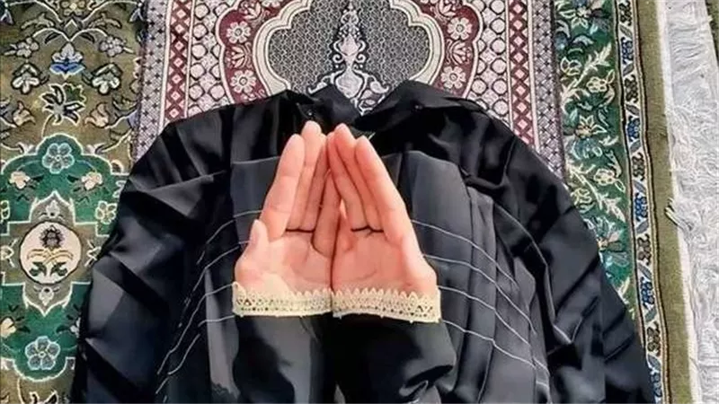 متى تبدأ وتنتهي؟..موعد ليلة القدر 2025 وعلامات التعرف عليها