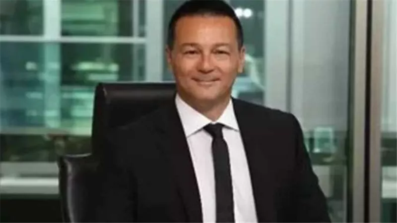 لا نحتفل برمضان.. تفاصيل القبض على رئيس شركة منع رسائل التهنئة بالشهر الفضيل بين موظفيه