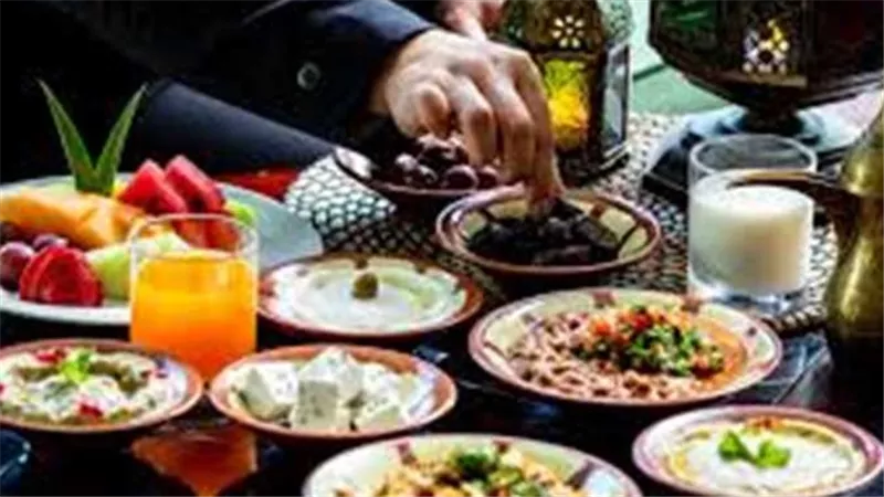 «اشربه على السحور».. مشروب سحري يمنعك من الشعور بالعطش طوال ساعات الصيام