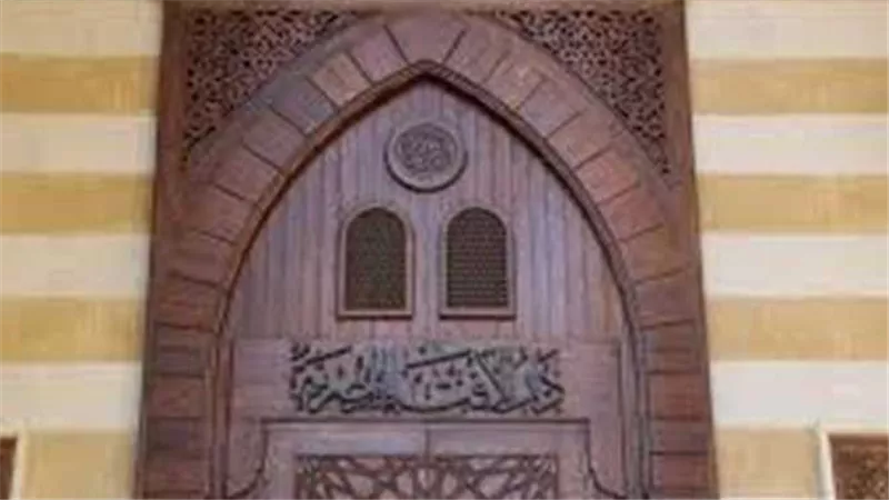 دار الإفتاء تحسم الجدل وتكشف حكم إفطار العمال والموظفين في رمضان