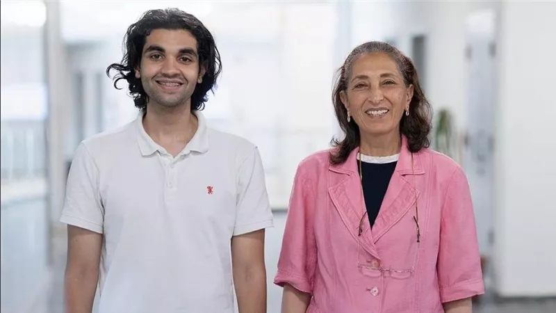 تليفر للإدارة باوتاوا الكندية تكرم طالب جامعة مصر للمعلوماتية مهند شعبان