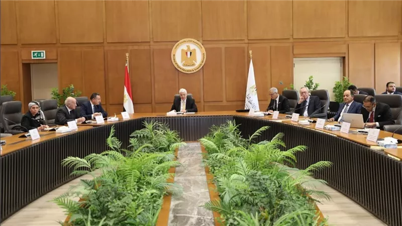 تفاصيل اجتماع مجلس أمناء جامعة الإسكندرية الأهلية برئاسة وزير التعليم العالي 