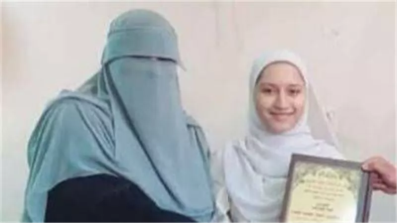 تفاصيل مؤثرة.. القصة الكاملة لوفاة طالبة في مسجد أثناء تكريمها لتفوقها في حفظ القرآن
