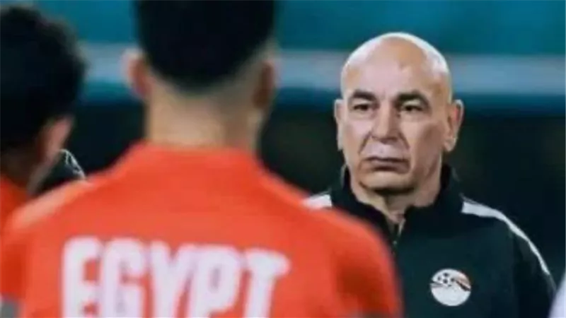 تمرد إمام عاشور على المنتخب وألفاظ سيئة من مصطفى محمد.. القصة الكاملة لأزمة تصريحات حسام حسن 