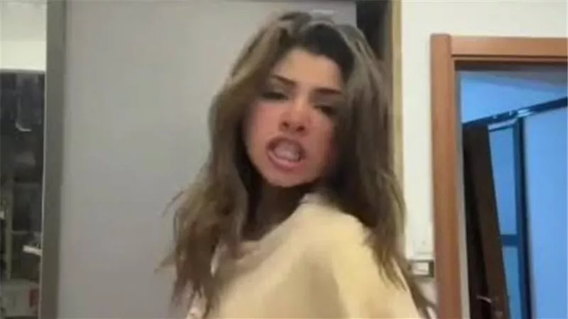 نشرت محتوى فاضح.. القصة الكاملة لاتهام البلوجر رورو البلد بالتعدي على القيم الأسرية 