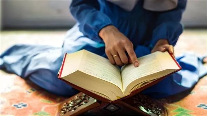 متى ظهرت علامات ليلة القدر 2025؟ إعجاز قرآني بالأدلة يؤكد حدوثها في هذه الليلة 