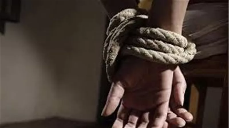 فول سوداني وعلاقة عاطفية.. قصة تحرير تاجر في البحيرة بعد اختطافه وطلب فدية من زوجته
