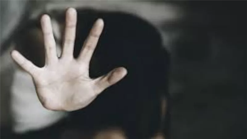 علق بناته في السقف 4 ساعات..قرار عاجل بشأن الأب القاتل بالساحل