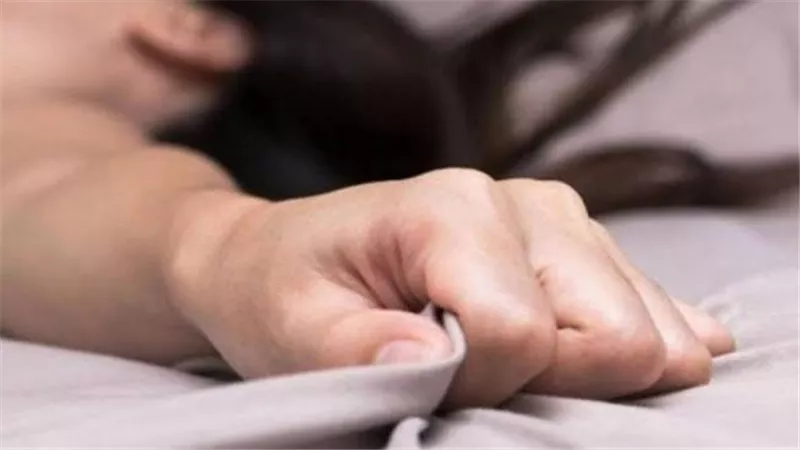  أغواها بالفلوس.. القصة الكاملة للحكم على المتهم بهـ.ـتك عرض ابنة خالته في الصف 